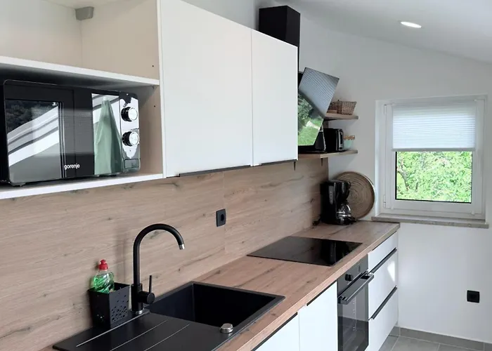 One Mošćenička Draga